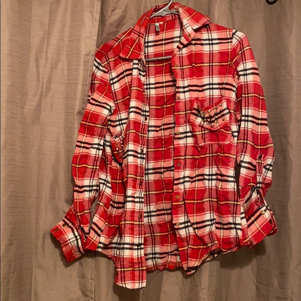 Studded pocket flannel